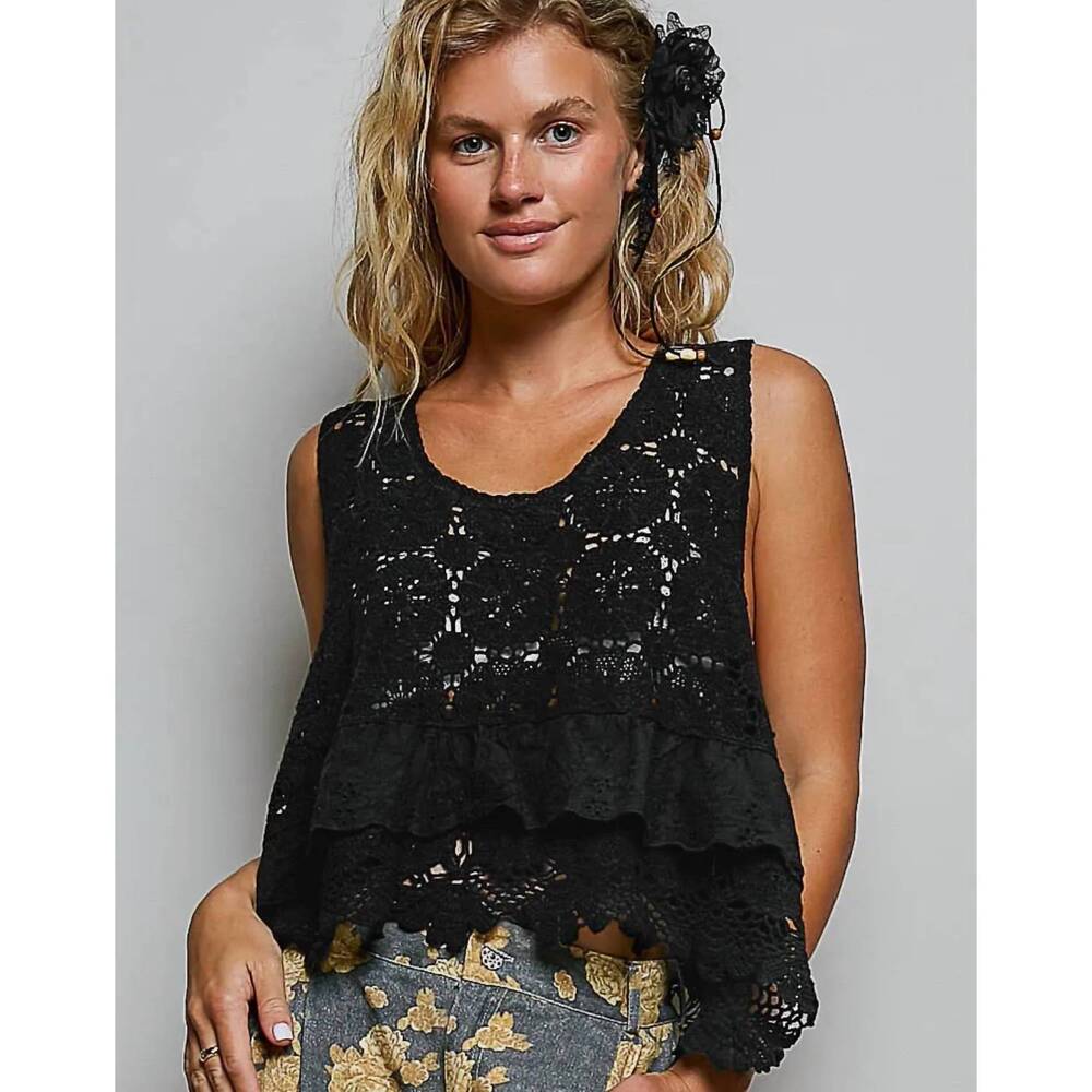 NEW POL lace crochet top in black